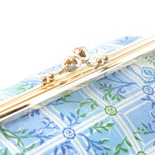 Load image into Gallery viewer, Cosmetics Container (choker-no-neko)