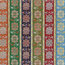 Load image into Gallery viewer, Furoshiki (Japanese Wraping Cloth) (60x60cm) (Karahana Socho Chohan-kin)