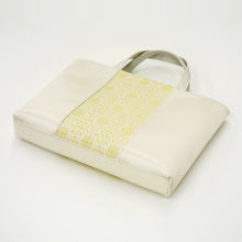 Load image into Gallery viewer, Formal Small Purse (Web Only) (Budo Karakusa-mon Nishiki)