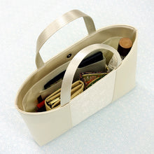 Load image into Gallery viewer, Formal Small Purse (Web Only) (Budo Karakusa-mon Nishiki)