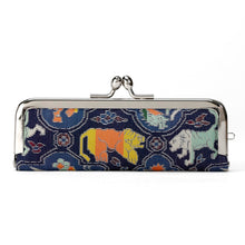 Load image into Gallery viewer, Japanese Seal case (Shikami Choju-mon Nishiki)