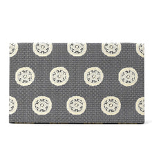 Load image into Gallery viewer, Kinpu Envelope Holder (Itoya Rinpo-te)