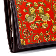画像をギャラリービューアに読み込む, 口金付札入 鴛鴦唐草文錦