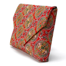 Load image into Gallery viewer, Sukiya Bukuro (A Pouch) (Tea-things) (En-mon Byakko Suzaku Nishiki)