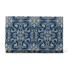 Load image into Gallery viewer, Name Card Container (Budo Karakusa-mon Nishiki)