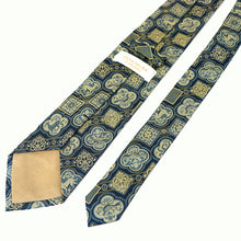 画像をギャラリービューアに読み込む, ネクタイ 聖宝洋犬文