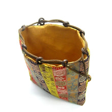 画像をギャラリービューアに読み込む, 信玄袋 紅牙瑞錦