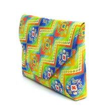 Load image into Gallery viewer, Sukiya Bukuro (A Pouch) (Tea-things) (Tempyo Kamhata-mon Nishiki)