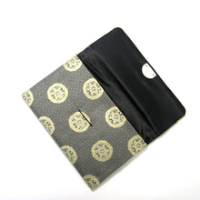 Load image into Gallery viewer, Rosary Container (L) (Itoya Rinpo-te)