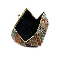 Load image into Gallery viewer, Cosmetics Container (Karahana Socho Chohan-kin)