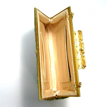 Load image into Gallery viewer, Party Bag (Soun-ji Bundai-gire)