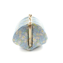 Load image into Gallery viewer, Cosmetics Container (sensihizuisosyusaimon)