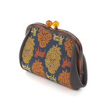 Load image into Gallery viewer, Coin Container (sarasaseigyumon)