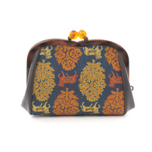 Load image into Gallery viewer, Coin Container (sarasaseigyumon)