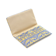 Load image into Gallery viewer, Name Card Container (iaru-no-ushi)