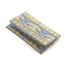 Load image into Gallery viewer, Name Card Container (iaru-no-ushi)