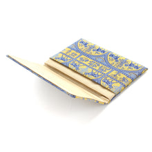 Load image into Gallery viewer, Name Card Container (iaru-no-ushi)