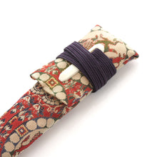 Load image into Gallery viewer, Sensu Fan Container (15cm) (Shishikari-mon Nishiki)