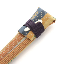 Load image into Gallery viewer, Sensu Fan Container (15cm) (Tempyo Danmon Nishiki)