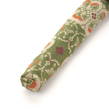 Load image into Gallery viewer, Sensu Fan Container (15cm) (Kacho Baika-Mon Nishiki)