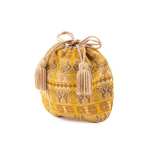 Load image into Gallery viewer, Small Pouch (outyousyukakin)