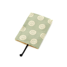 画像をギャラリービューアに読み込む, ブックカバー 糸屋輪宝手