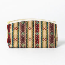 Load image into Gallery viewer, Half Moon Pouch (Kamon Ungen Nishiki)