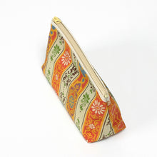 画像をギャラリービューアに読み込む, 半月ポーチ ロワール飾花文