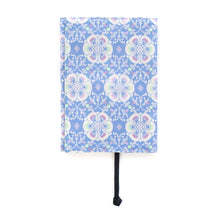 画像をギャラリービューアに読み込む, ブックカバー 花鳥梅花文錦