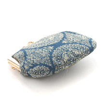 Load image into Gallery viewer, Coin Container (Tempyo Brocade With A Hunting Scene)