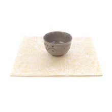 Load image into Gallery viewer, Dashi-fukusa Cloth (Tea-things) (Web Only) (Kiku Momii)