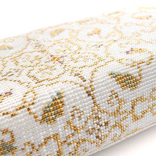 画像をギャラリービューアに読み込む, ビーズバッグ 葡萄唐草文錦(白)