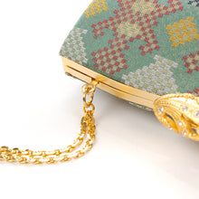 Load image into Gallery viewer, Purse with Mouthpiece (kanyoukyuurokomon)