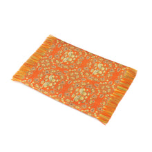 Load image into Gallery viewer, Vase Mat (S) (Oshidori Karakusa-mon Nishiki)