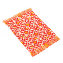 Load image into Gallery viewer, Vase Mat (S) (shanti-no-tora)