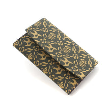 Load image into Gallery viewer, Kaishi Paper Container (Tea-things) (for men) (Tempyo Toridasuki Mon Brocade)