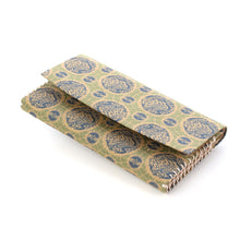 Load image into Gallery viewer, Kaishi Paper Container (Tea-things) (Kozan-ji Ryu-mon)