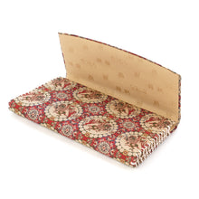 画像をギャラリービューアに読み込む, 懐紙入 獅子狩文錦