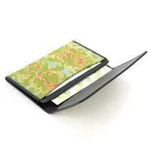 Load image into Gallery viewer, Name Card Container (with leather lining) (kounreijyumon)