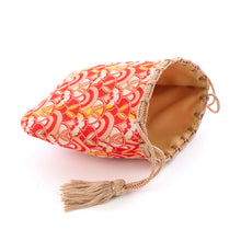 Load image into Gallery viewer, Small Pouch(Nami Usagi Yuki-wa-mon)