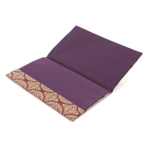 Load image into Gallery viewer, Kinpu Envelope Holder (Tempyo Brocade With A Hunting Scene)