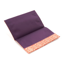 Load image into Gallery viewer, Kinpu Envelope Holder (Yagi Kaki Mon Nishiki)