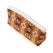 Load image into Gallery viewer, Half Moon Pouch (Tempyo Mokuga Sou-ka-kin)