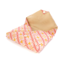 Load image into Gallery viewer, Sukiya Bukuro (A Pouch) (Tea-things) (Fuku-neko Kohshi-mon)
