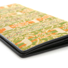 画像をギャラリービューアに読み込む, チャック付札入(皮裏財布) 絨華羊楽文