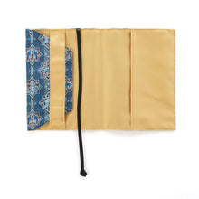 Load image into Gallery viewer, Book Cover (Serujūku-no-Uma)
