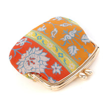 Load image into Gallery viewer, Coin Container (Moru-te Kaki-mon)
