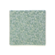 Load image into Gallery viewer, Wallet &quot;KARAKUSA SNOOPY (green)&quot;
