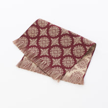 Load image into Gallery viewer, Vase Mat (S) (Ryoka-mon Nishiki)
