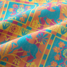 画像をギャラリービューアに読み込む, 古帛紗　聖樹双羊文
